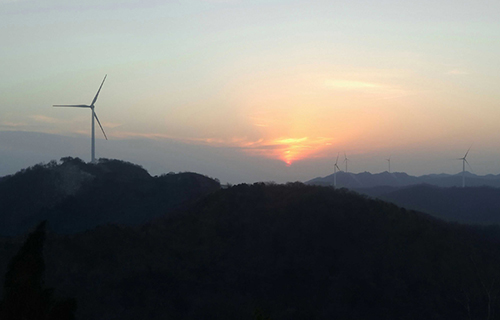 湖北枣阳市耿集镇白鹤风电场